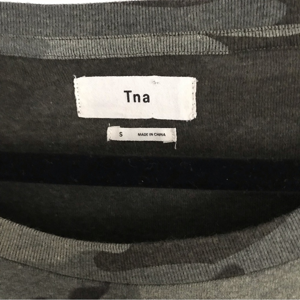 Aritzia Tna Camo Long Sleeve Tee - Picture 3 of 3